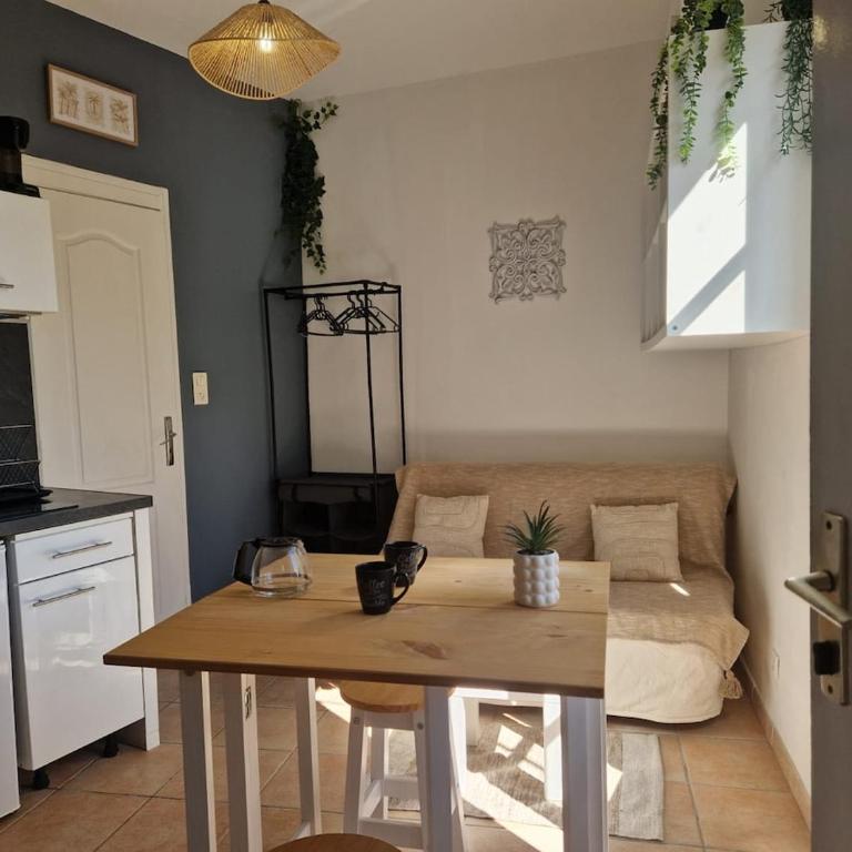 Studio Avignon Centre avec balcon - Idéal Festival - Apartment mit 1 Schlafzimmer - 7