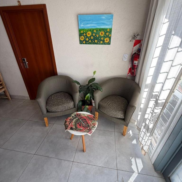 SUEÑO URBANO - Habitación Doble con baño privado - 1 o 2 camas - 18