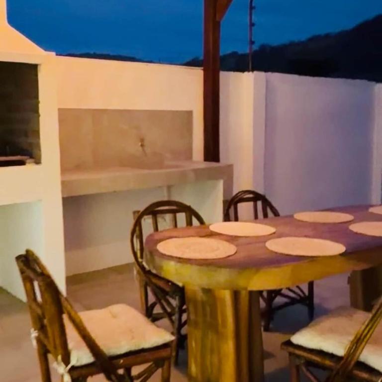 Oceanfront House With Pool and BBQ - Four-Bedroom House - 30