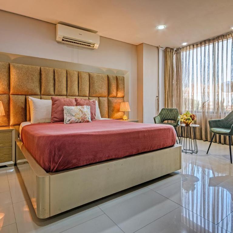Apartamento amplio y de lujo en el Oeste - Apartamento de 3 dormitorios - 12