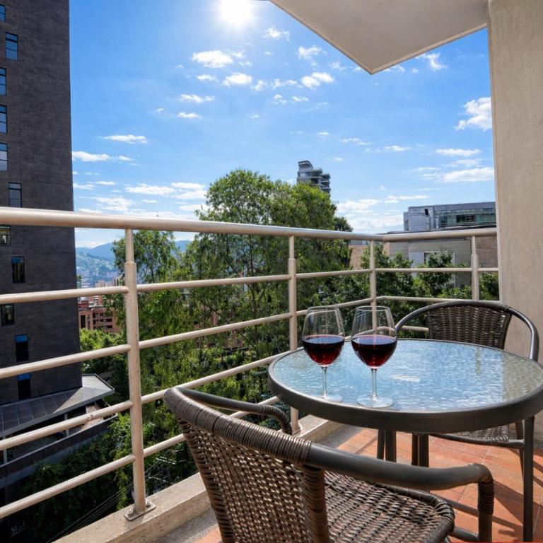 Apartamentos Cyan by HOUSY - Two-Bedroom Family Apartment - 5