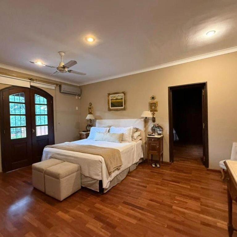 Descansar en YB - Four-Bedroom House - 8