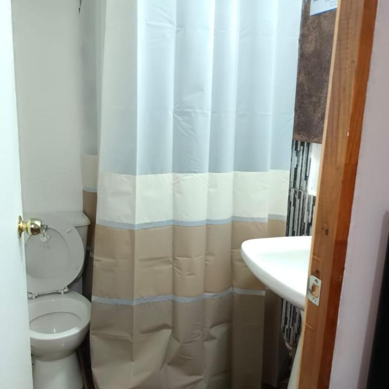 Casa interior en Pudahuel a 10 minutos del aeropuerto - Apartamento - 3