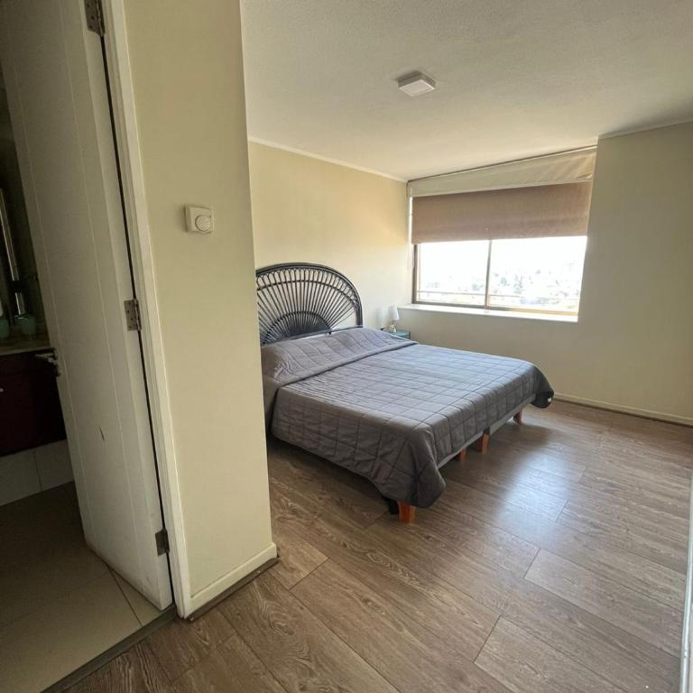 Espacioso y Moderno con vistas a la Ciudad más Parking - Two-Bedroom Apartment - 18
