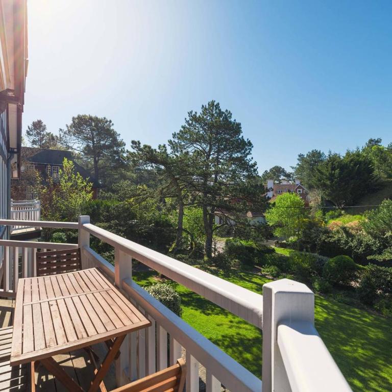 Appartement idéal, animaux admis, centre-ville - FR-1-821-61 - Apartment - 5