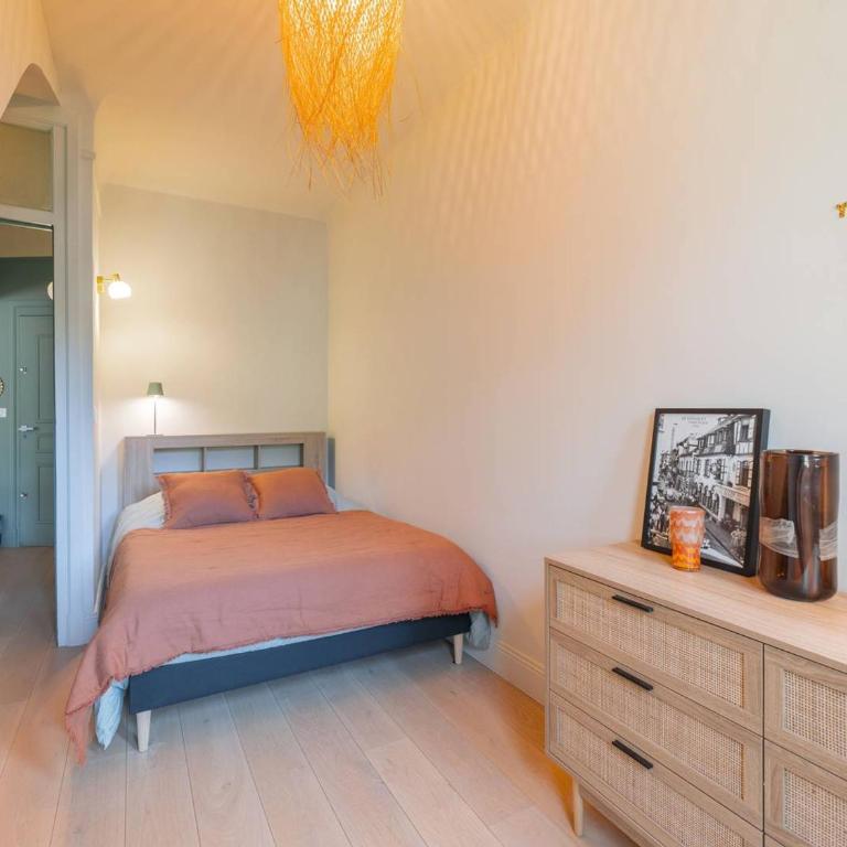 Appartement idéal, animaux admis, centre-ville - FR-1-821-61 - Apartment - 7