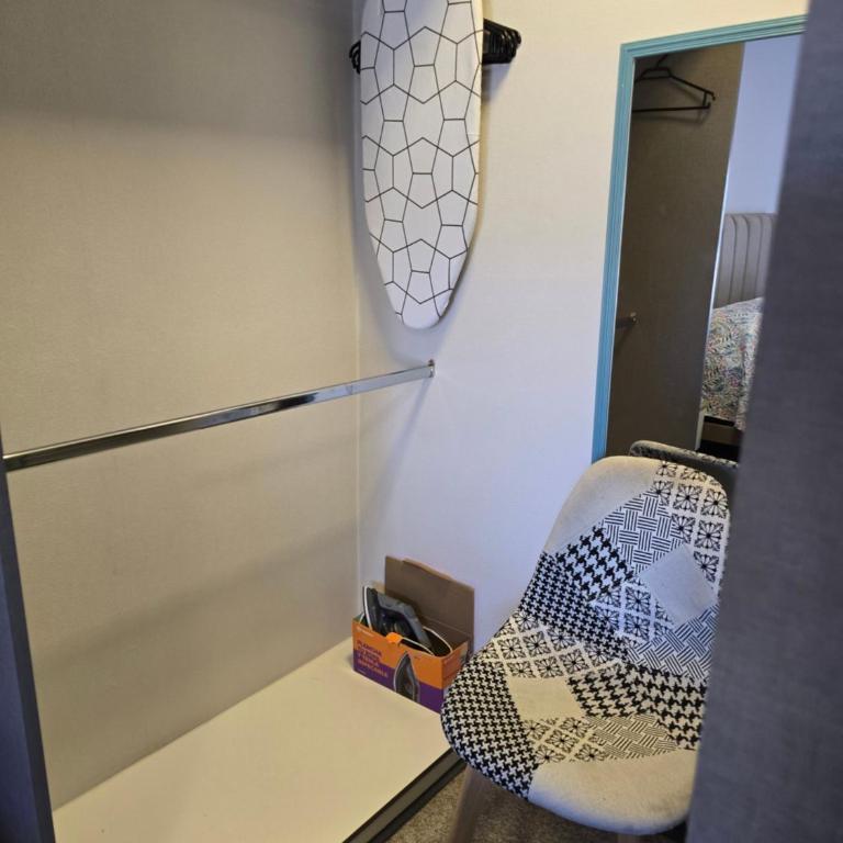 Nuevo y Céntrico Departamento 2 o 3 dormitorios parcking y wifi gratis - Apartment with City View - 16