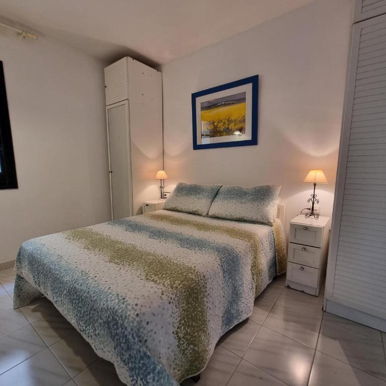 Apartamento acogedor con terraza, céntrico, cerca de la playa - HISP-236-64 - Apartment - 20