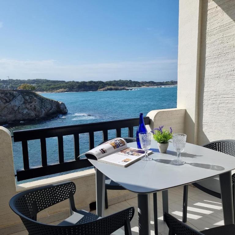 Apartamento acogedor con terraza, céntrico, cerca de la playa - HISP-236-64 - Apartment - 25