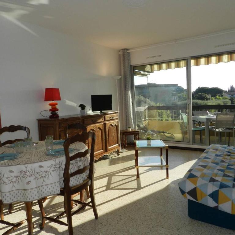 Appartement avec parking, climatisation - 4 pers. - FR-1-251-943 - Apartment - 2