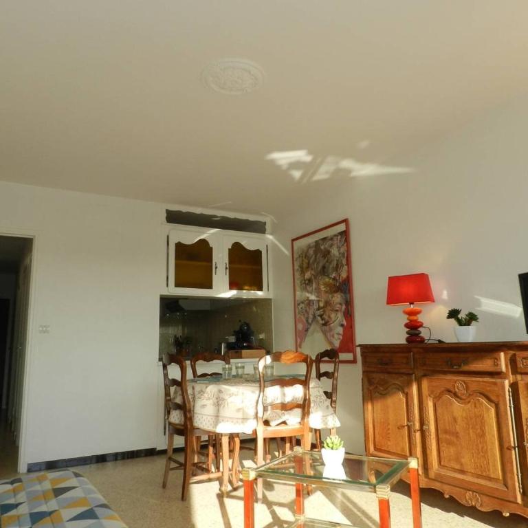 Appartement avec parking, climatisation - 4 pers. - FR-1-251-943 - Apartment - 3