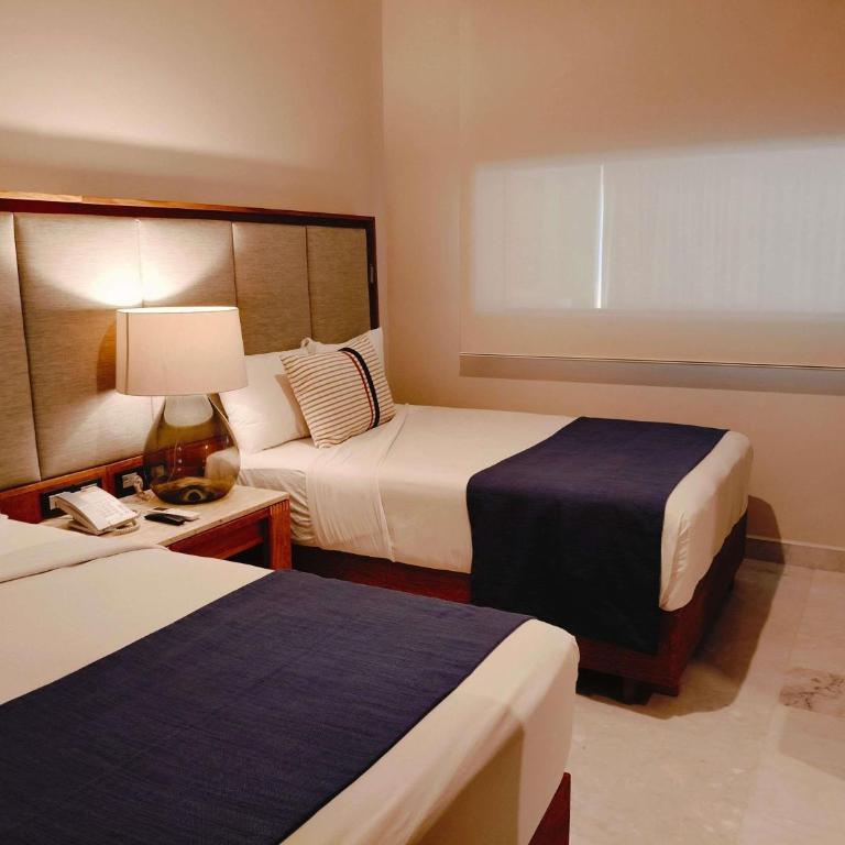 Park Royal Mazatlán - Superior Suite with Two Double Beds - 3