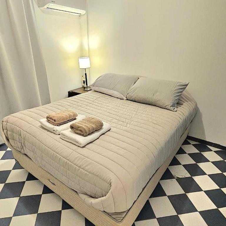 Mona Suites - Small Double Room - 4