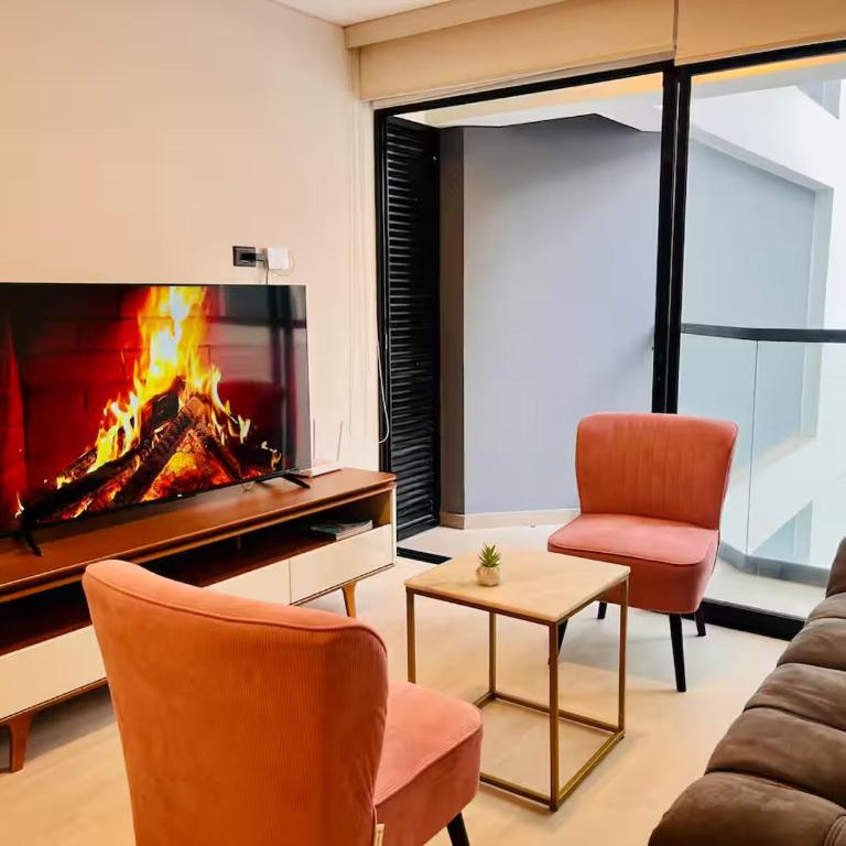 Lindo Apartamento en Pueblo Libre - TV - HBO Max - Apartamento de 2 dormitorios - 2