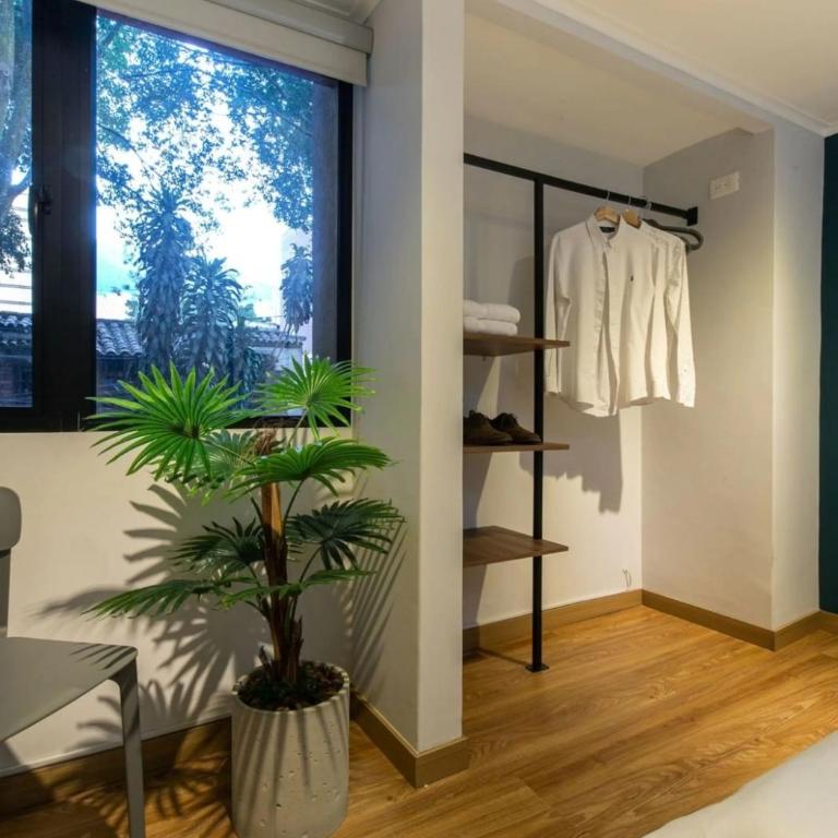 Opulento apartamento, Medellín Poblado, 4 habitaciones, jacuzzi aire acondicionado - Apartamento - 22