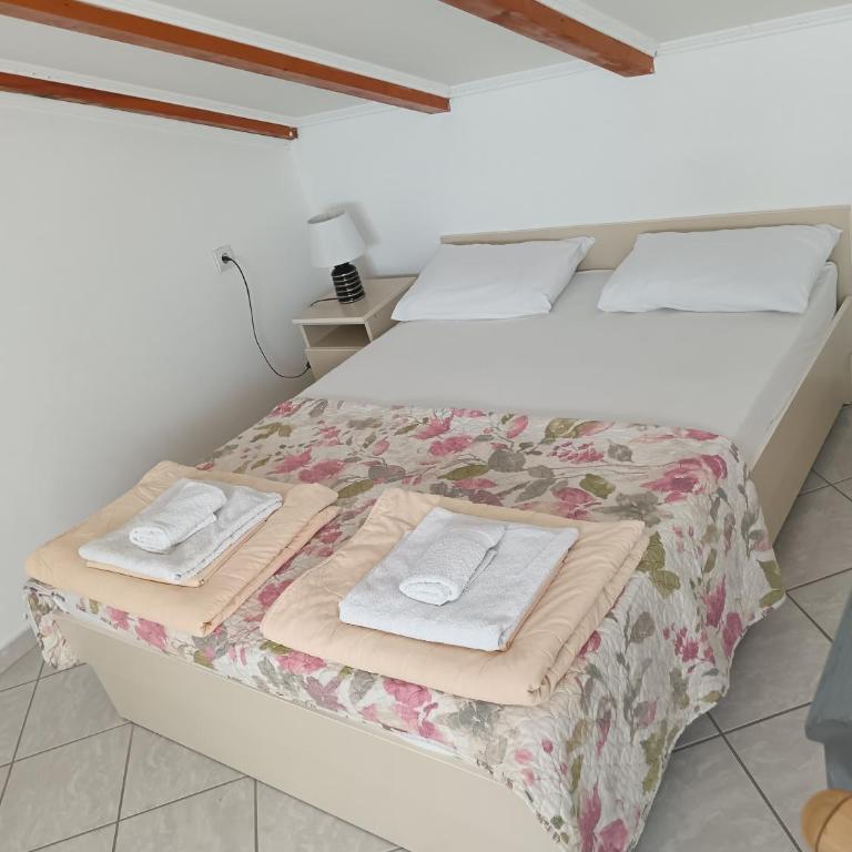 Vila Vukotić - Duplex Two-Bedroom Apartment with Balcony and Sea View - 12