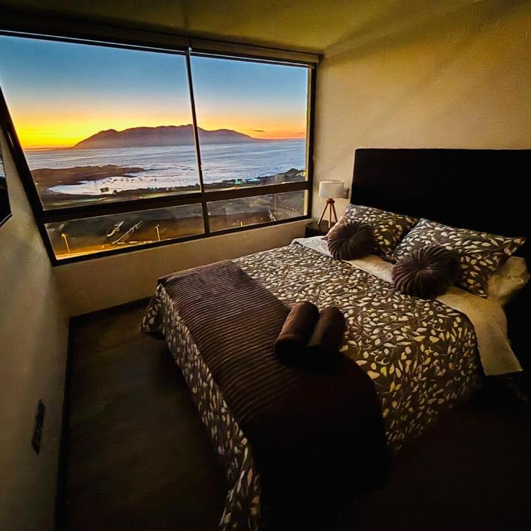 Depto moderno con vista al mar, estacionamiento y cerca aeropuerto - Two-Bedroom Apartment - 2