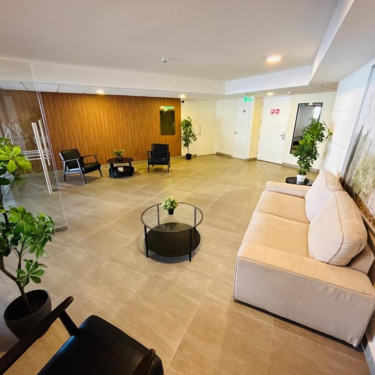 Depto moderno con vista al mar, estacionamiento y cerca aeropuerto - Two-Bedroom Apartment - 5