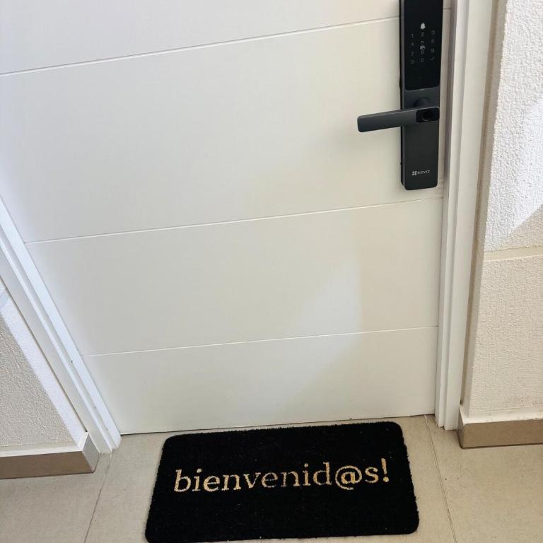 Depto moderno con vista al mar, estacionamiento y cerca aeropuerto - Two-Bedroom Apartment - 8