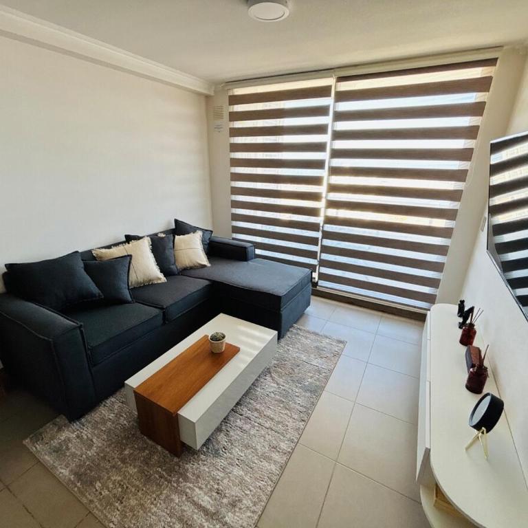 Depto moderno con vista al mar, estacionamiento y cerca aeropuerto - Two-Bedroom Apartment - 12