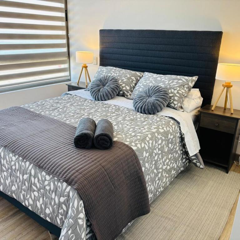 Depto moderno con vista al mar, estacionamiento y cerca aeropuerto - Two-Bedroom Apartment - 23