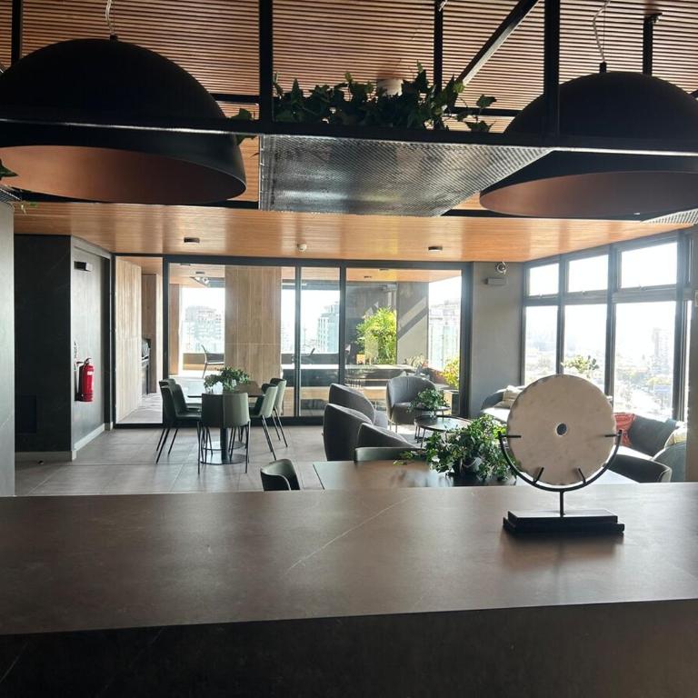 Moderno y acogedor a pasos Metro Irarrázaval - Apartamento de 1 dormitorio - 9