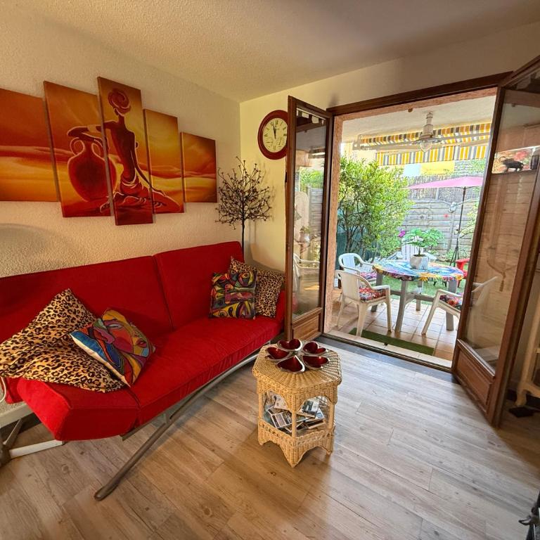 joli appartement avec jardin - One-Bedroom Apartment - 3