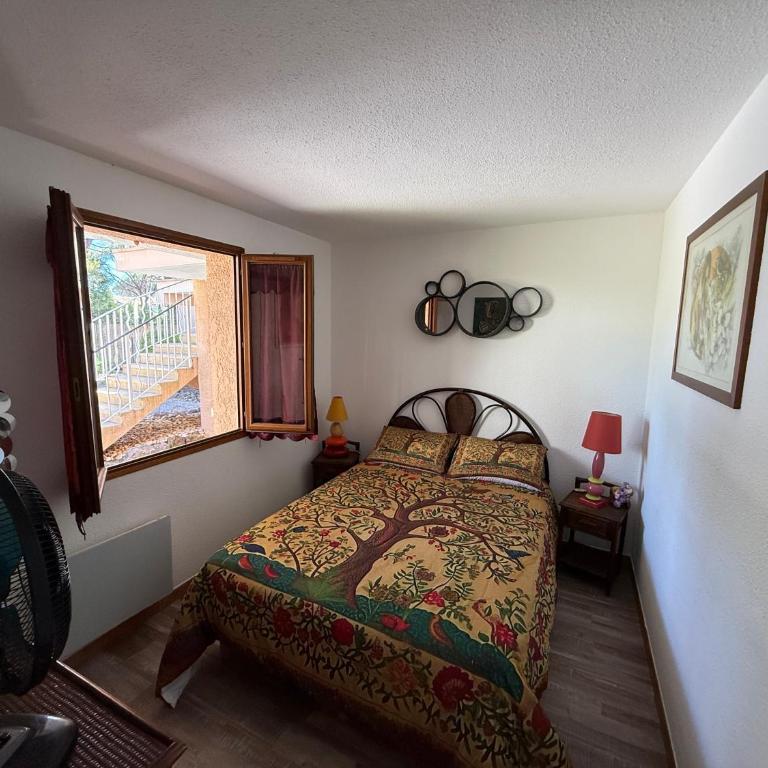 joli appartement avec jardin - One-Bedroom Apartment - 5