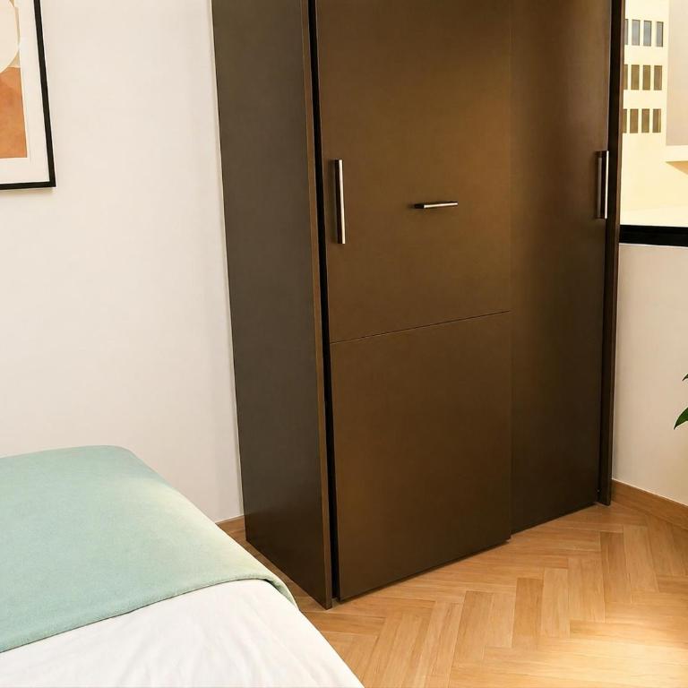 Apartamento económico cerca al centro 402 6 personas - Three-Bedroom Apartment - 7
