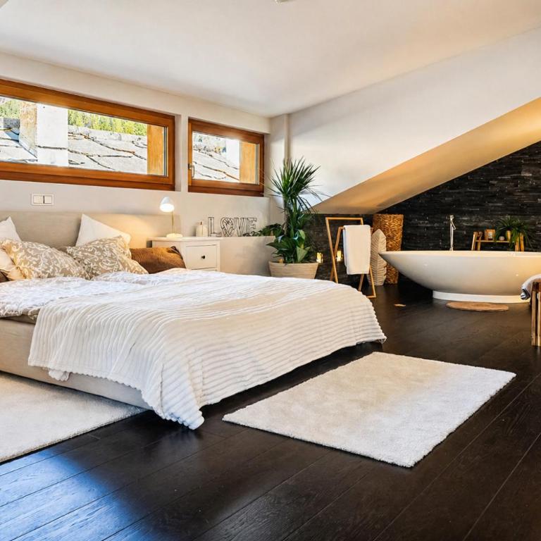 Historisches Alpen-Chalet mit Badewanne im Saastal - Apartment mit 1 Schlafzimmer - 2