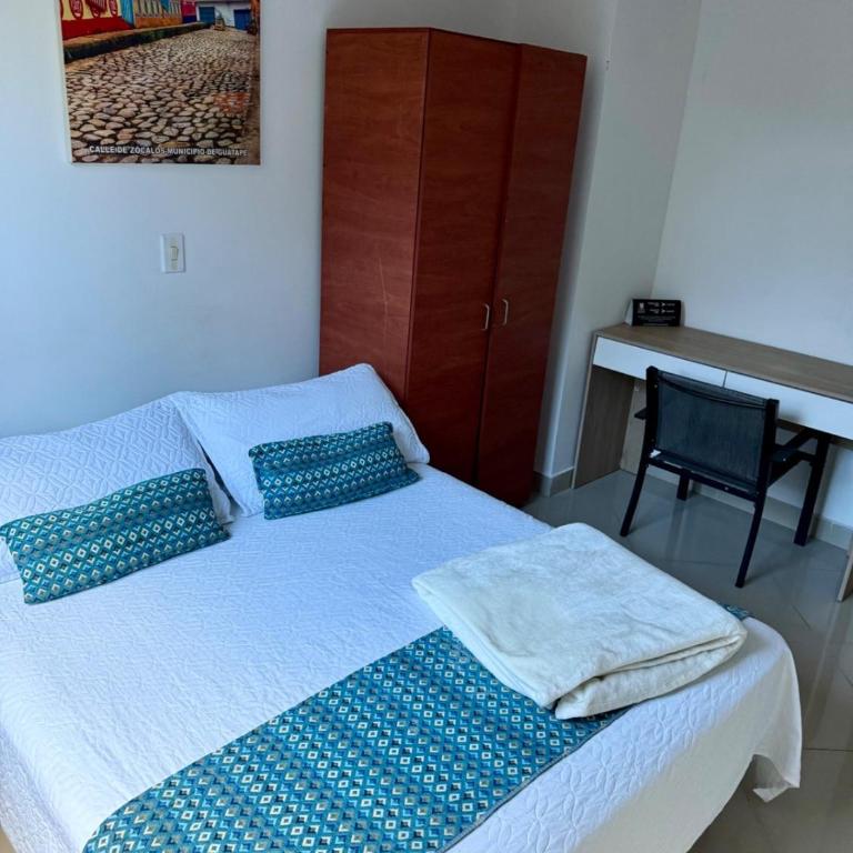 Living Montes - Studio Apartment with One Double Bed - 4