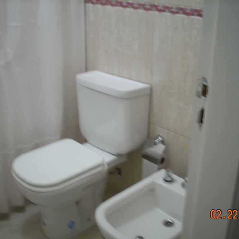 Edificio Hipolito Irigoyen - Apartamento con balcón - 32