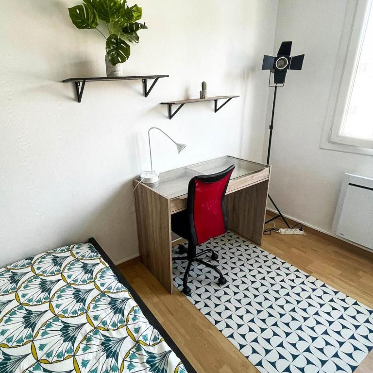 Ideal apartment for a professional or small family - Three-Bedroom Apartment - 22