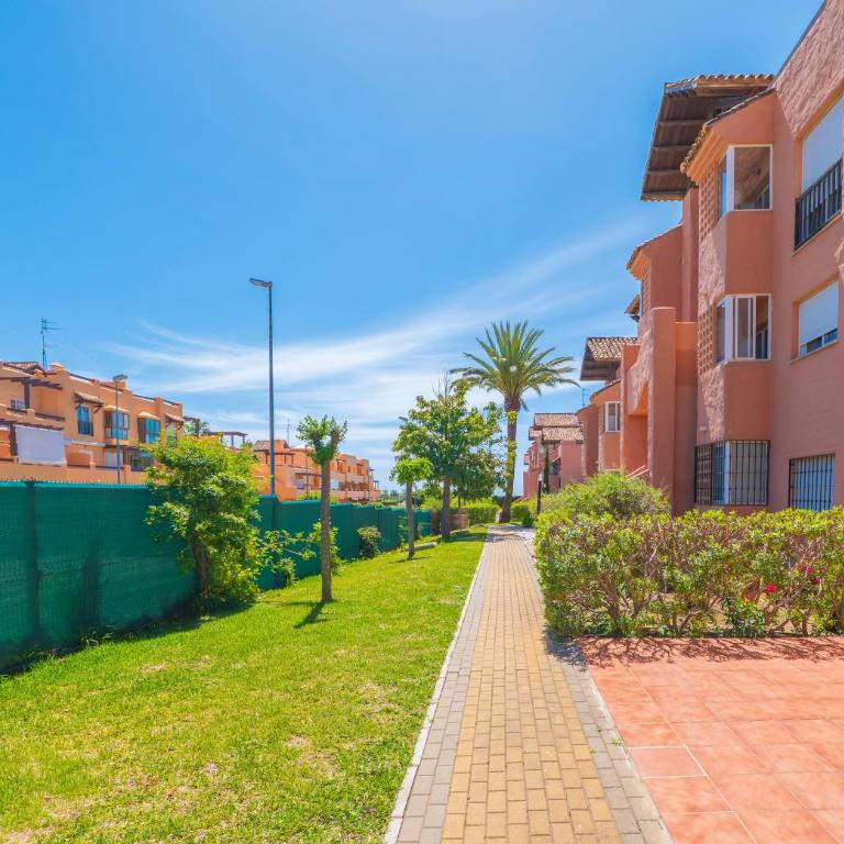 Casares del Sol By Acomodation - Apartamento de 2 dormitorios con vistas al jardín - 23