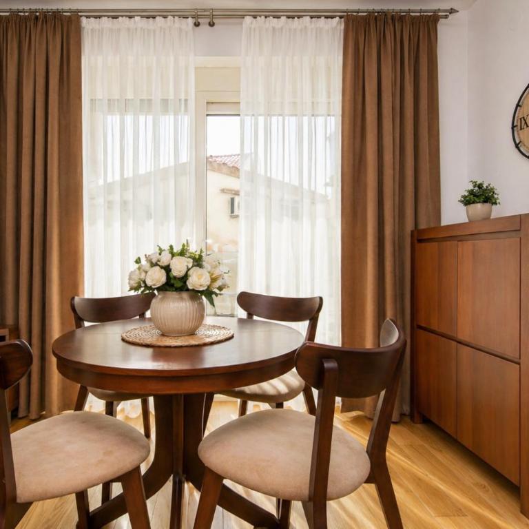 Olivia Residence - One-Bedroom Apartment - 1