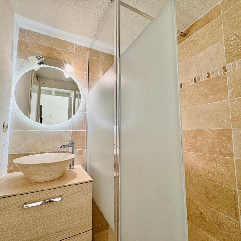 Maison 4 pers Parking Piscine - Appartement 2 Chambres - 9