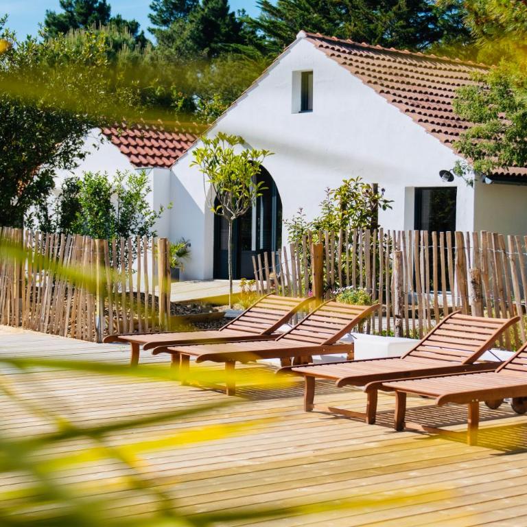 Green Surf Lodge - Villa - 25