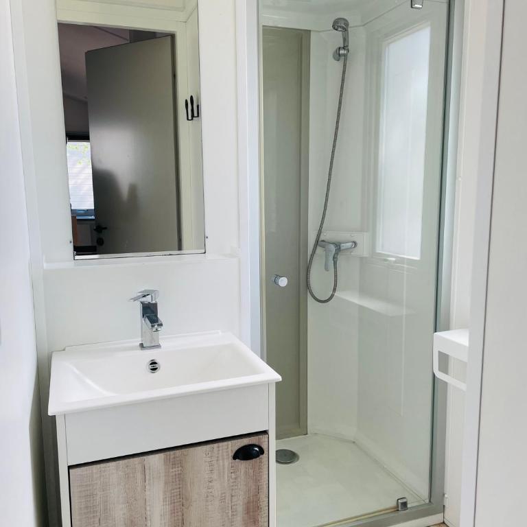 Camping Canet plage mobilhome 4 ou 6 personnes - Maison de Vacances - 5