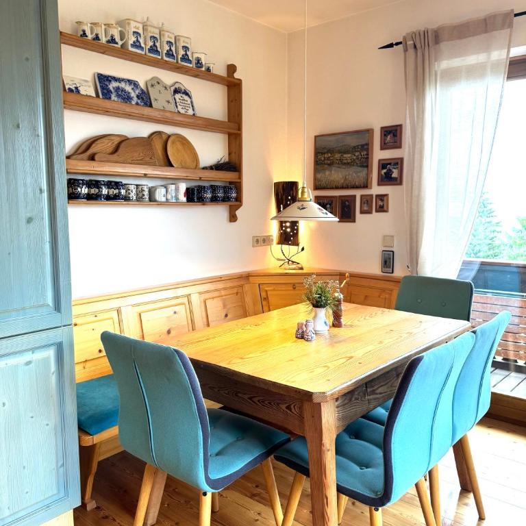 AlmLust - Apartment mit 1 Schlafzimmer, Balkon und Bergblick - 2