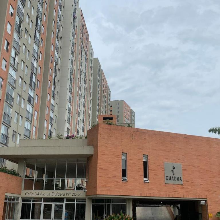 Moderno y central apartamento en Pereira - Two-Bedroom Apartment - 10