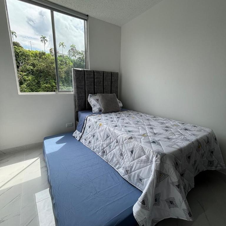 Moderno y central apartamento en Pereira - Two-Bedroom Apartment - 11