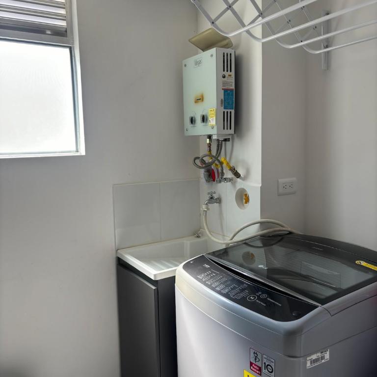 Moderno y central apartamento en Pereira - Two-Bedroom Apartment - 12