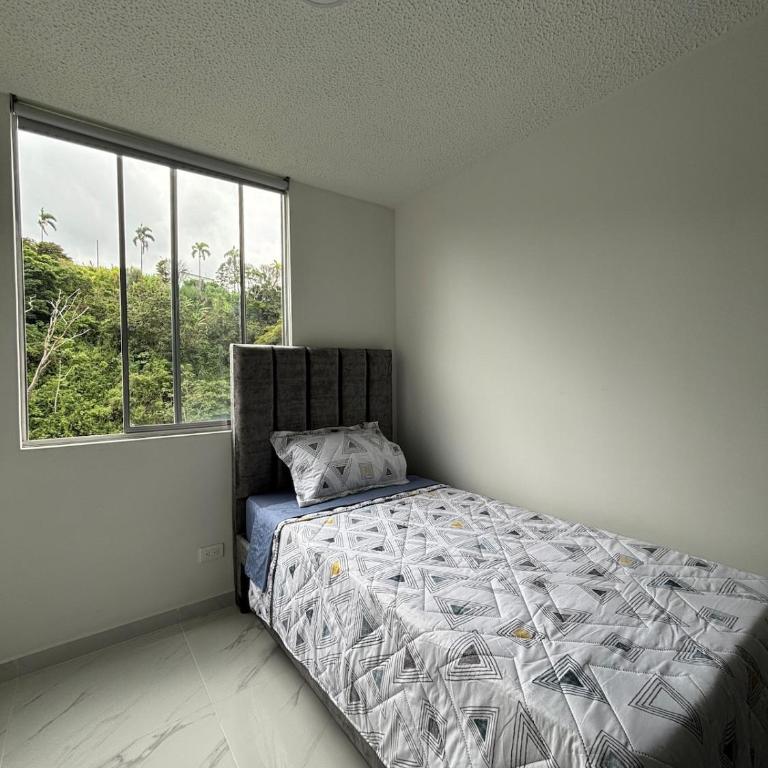 Moderno y central apartamento en Pereira - Two-Bedroom Apartment - 20