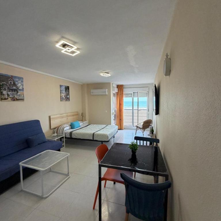 estudio en primera línea de la playa de San Antonio Cullera - One-Bedroom Apartment - 4
