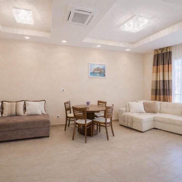 Budva Central Cozy Studio - One-Bedroom Apartment - 1