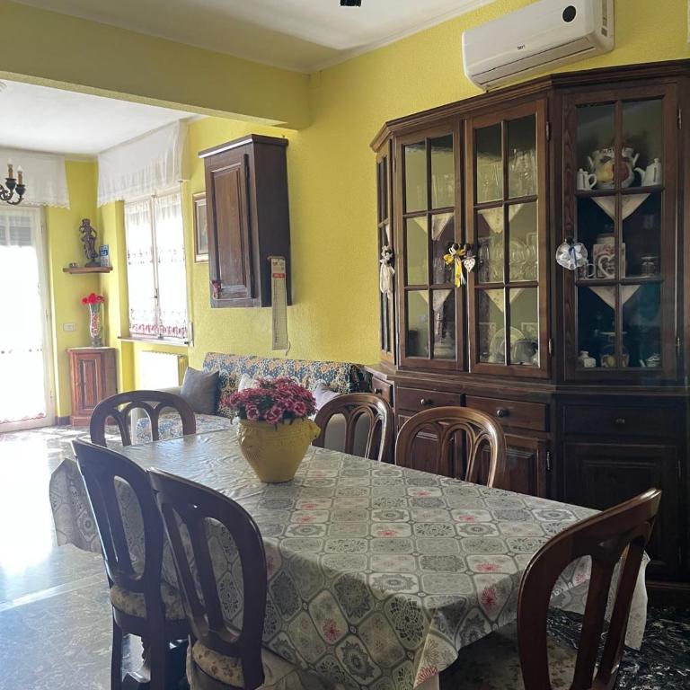 VILLA FELICE - Appartamento con 2 Camere da Letto - 26