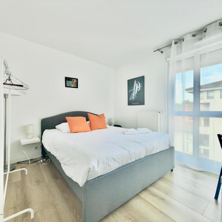 T3 Moderne - Parking & Clim - 300m Place Saint-Pierre - Appartement 2 Chambres - 6