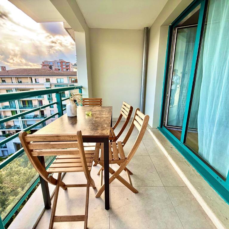T3 Moderne - Parking & Clim - 300m Place Saint-Pierre - Appartement 2 Chambres - 20