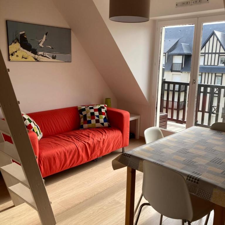 Renovated and Bright Apartment - Direct Sea Access - Apartamento - 3