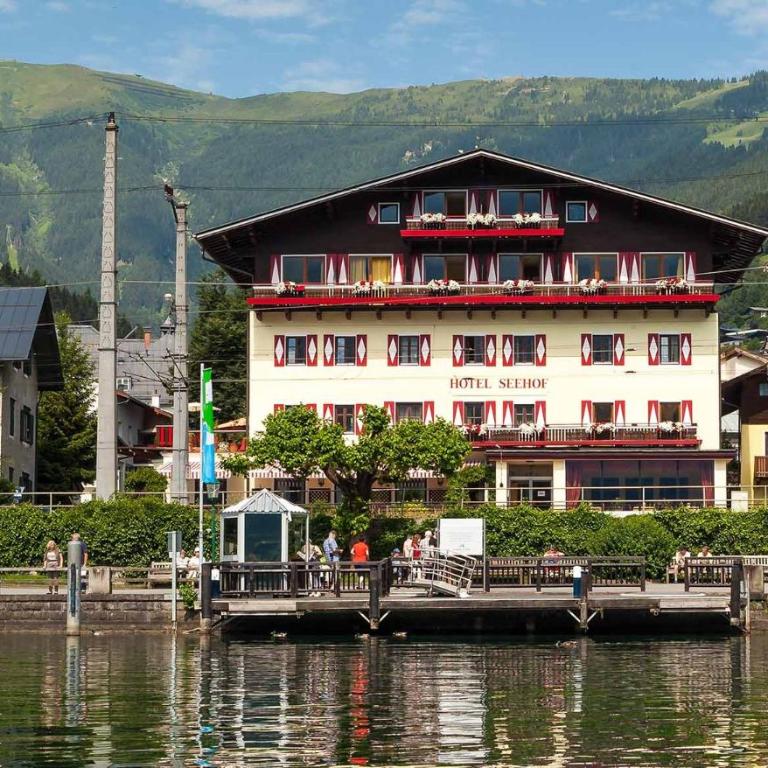 Ski-n-Lake City Apartments - Doppelzimmer mit Seeblick - 16